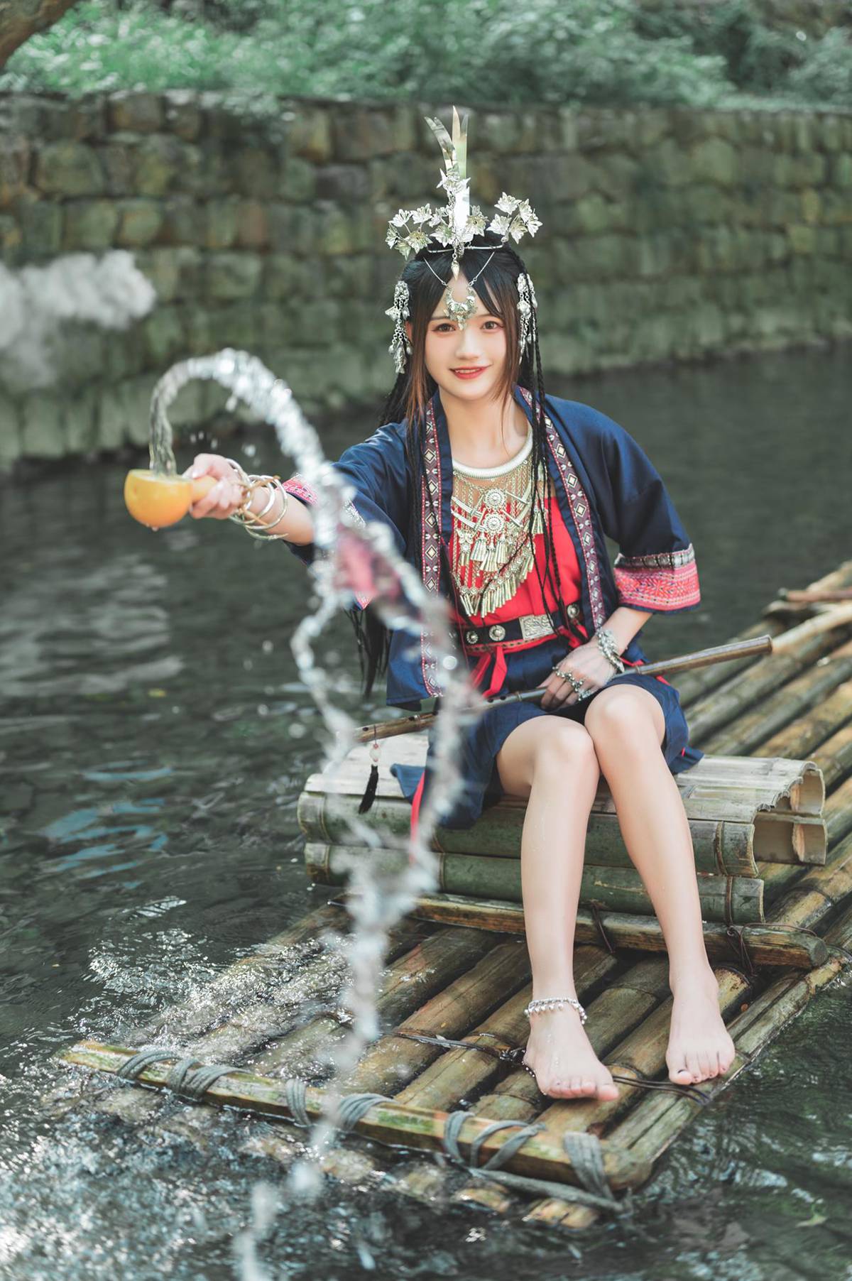 人气Coser@兔子Zzz不吃胡萝卜 苗疆一梦[41P]第4张