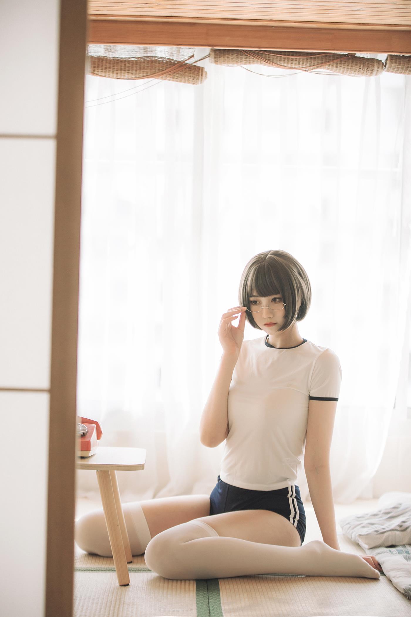 次元少女念雪ww  体操服 [36P]第1张