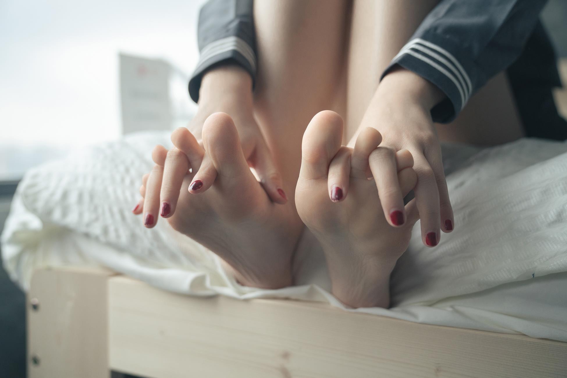 一只小栗奈   熊熊JK女友[97P]第4张