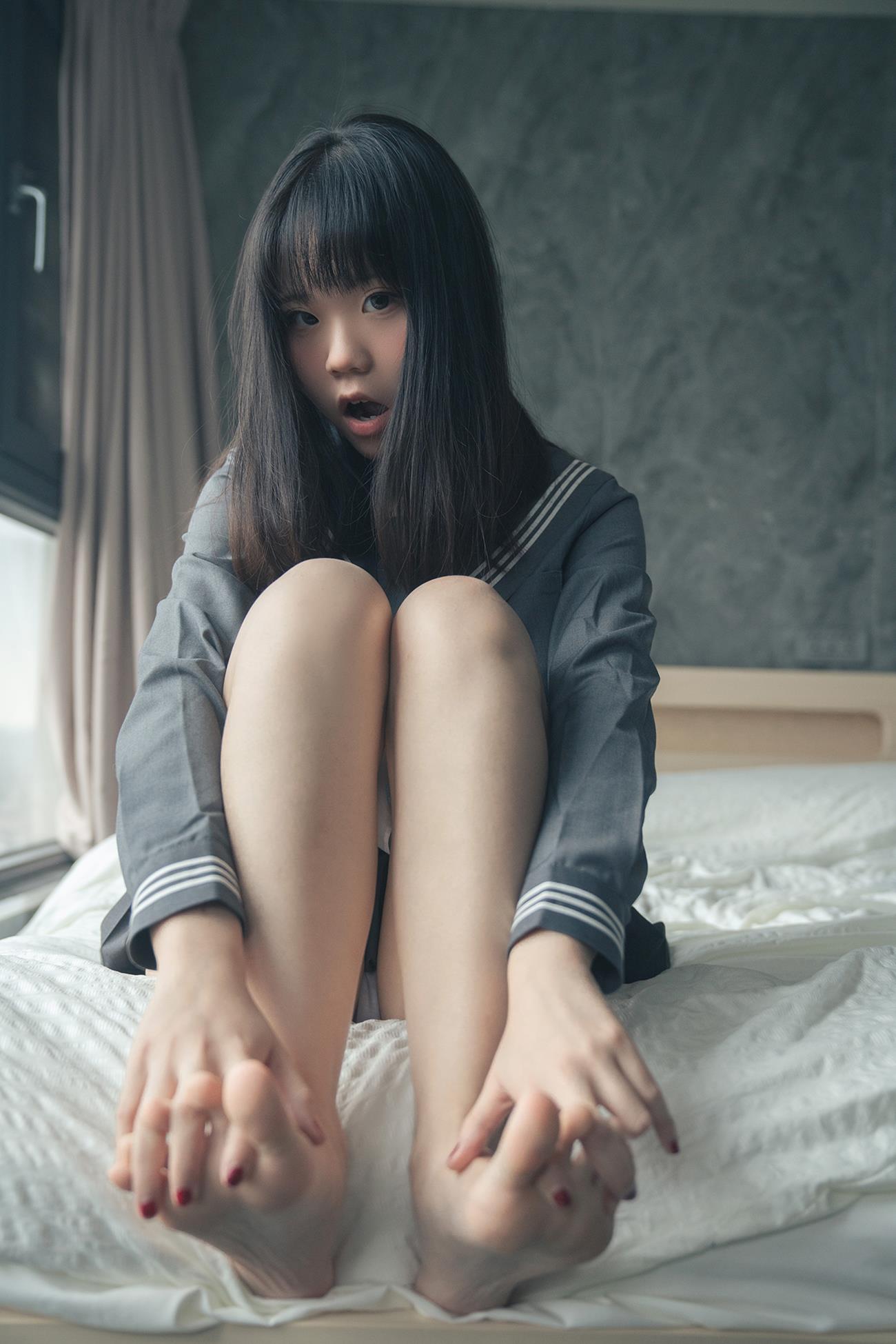 一只小栗奈   熊熊JK女友[97P]第4张