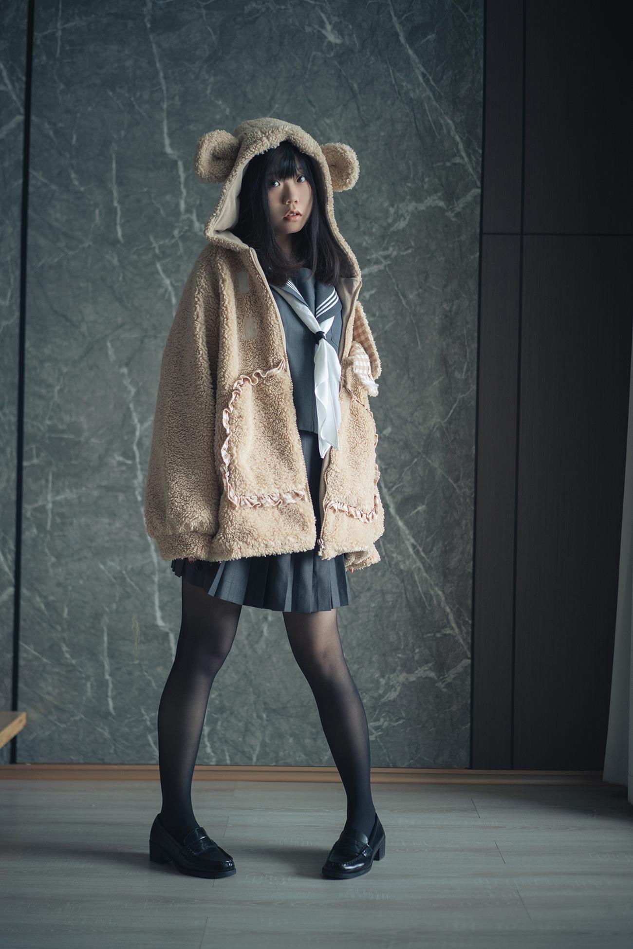 一只小栗奈   熊熊JK女友[97P]第7张