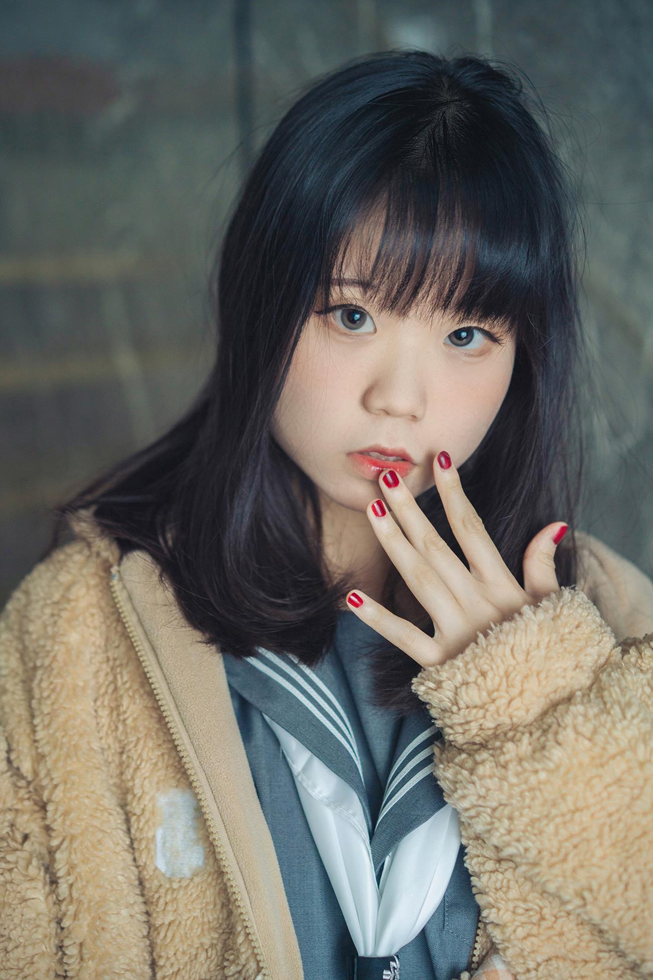 一只小栗奈   熊熊JK女友[97P]第7张