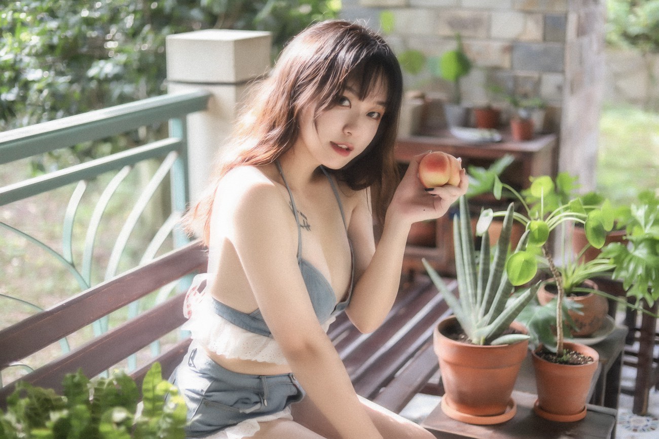 奇行家狗崽 &#8211; 桃子听蝉 [22P]第4张