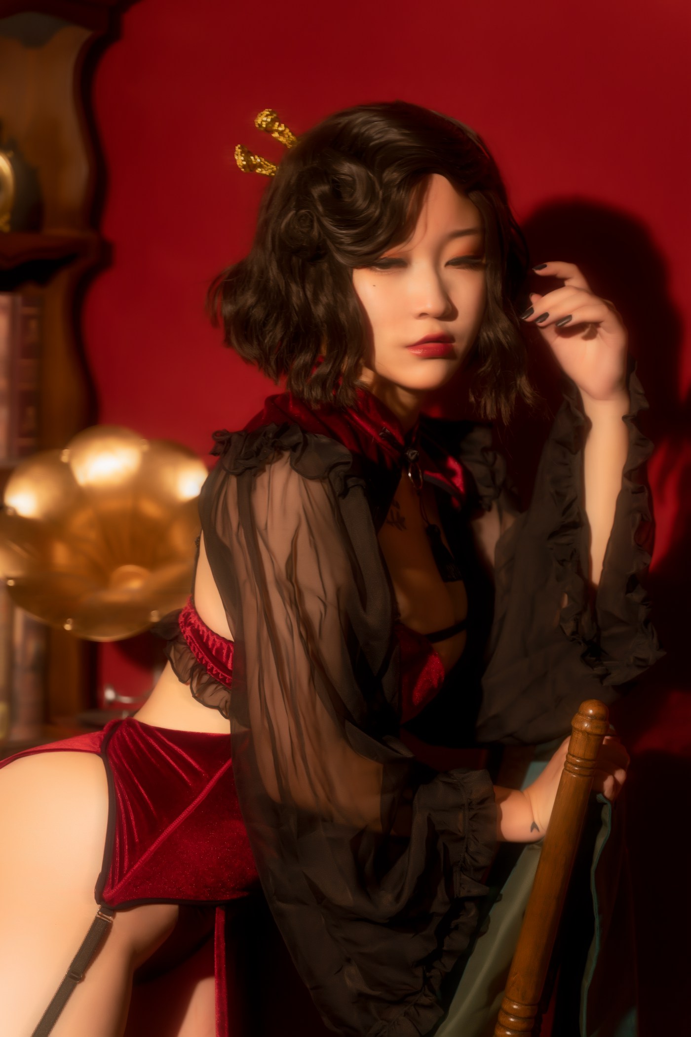 奇行家狗崽(棕桠阿狗崽)- 红丝绒旗袍 [16P]第4张