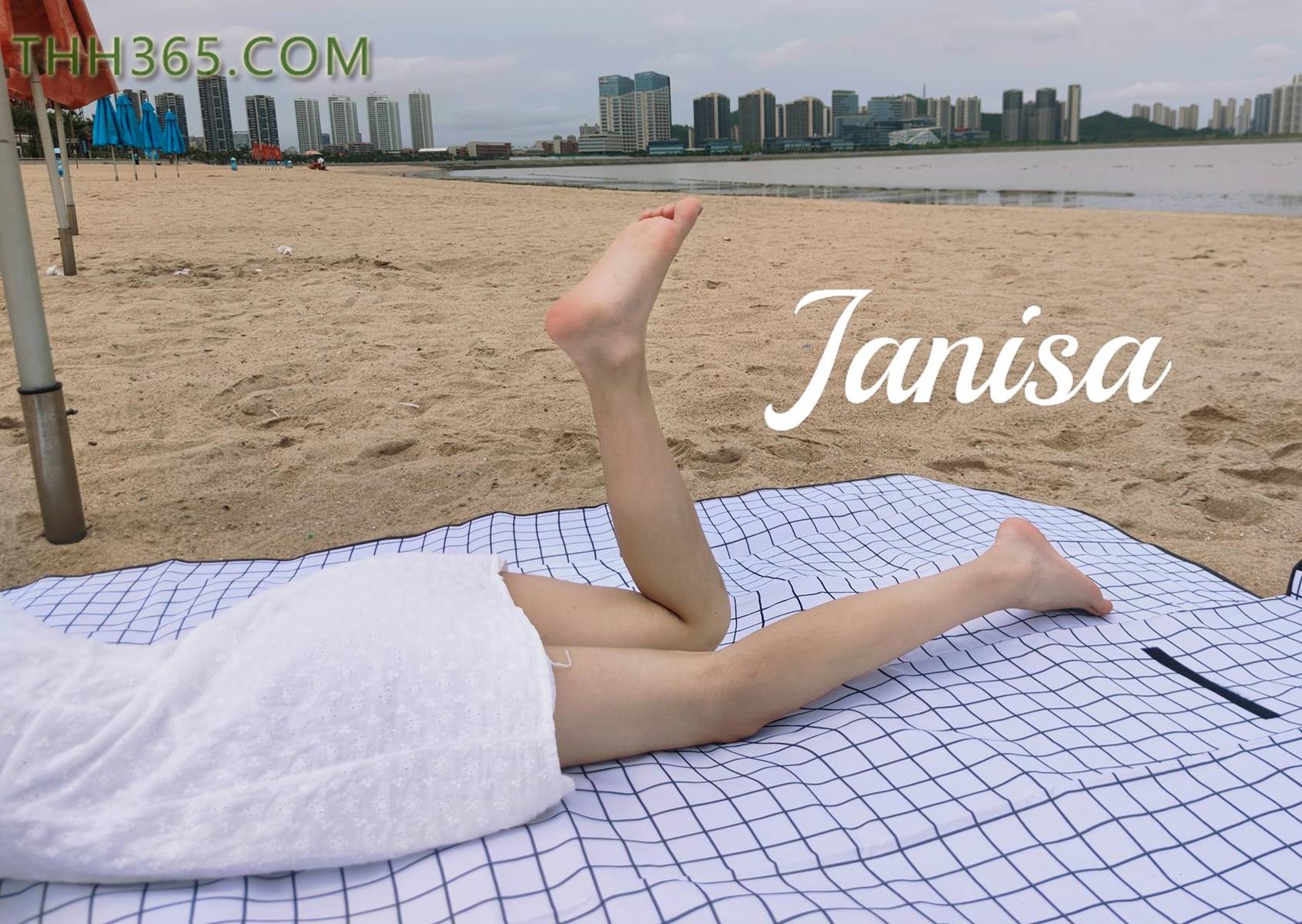 Janisa   一树梨花压海棠[14P]第2张