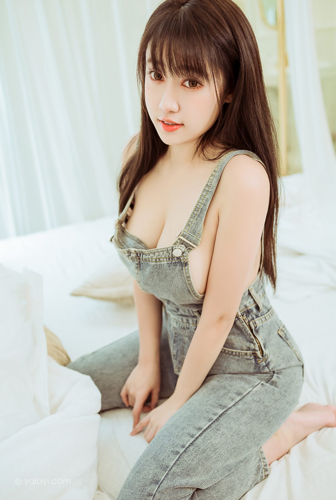 [YALAYI雅拉伊]2022.03.22 NO.912 开心宅家 虞艺[40+1P]第8张