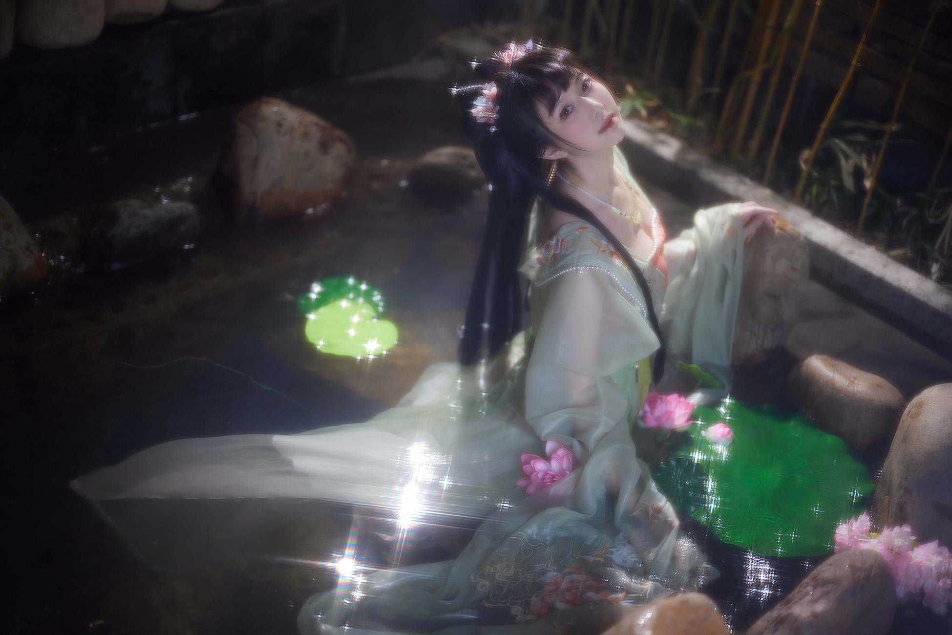 Shika小鹿鹿   不早朝[28P]第1张