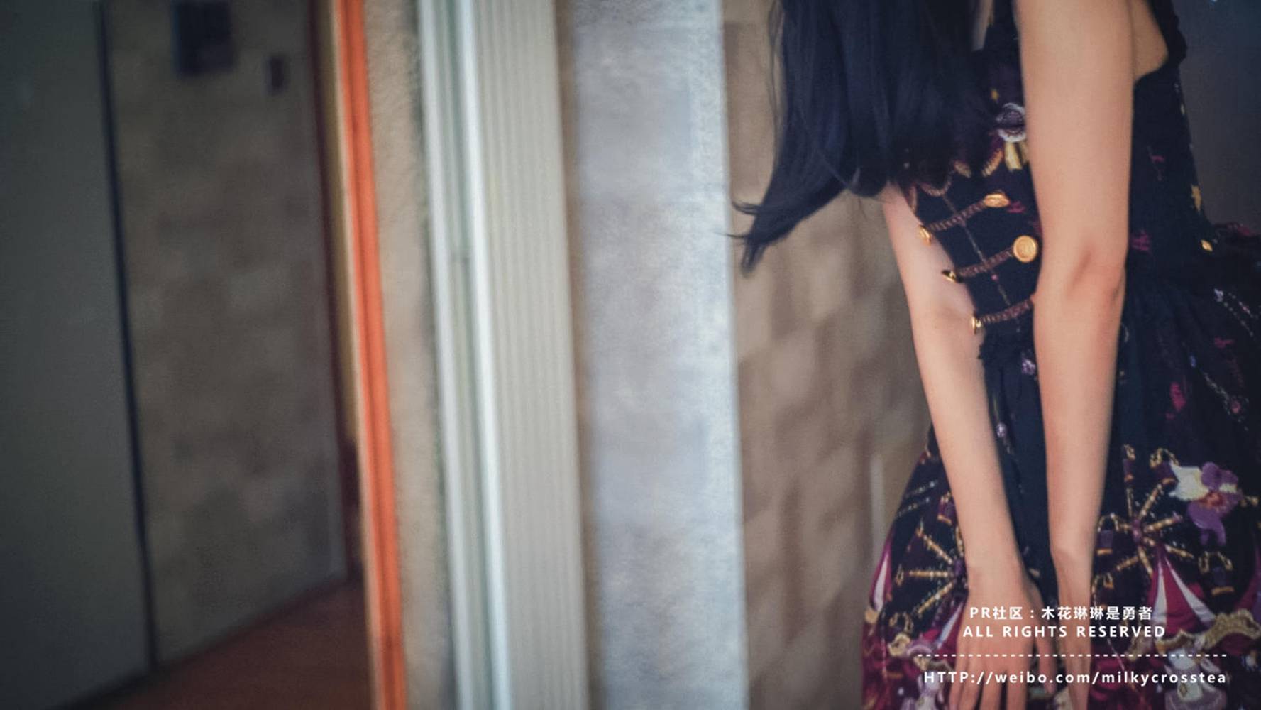 网荭Coser@木花琳琳是勇者 琳琳的日记本第九页  在现浏览第1张