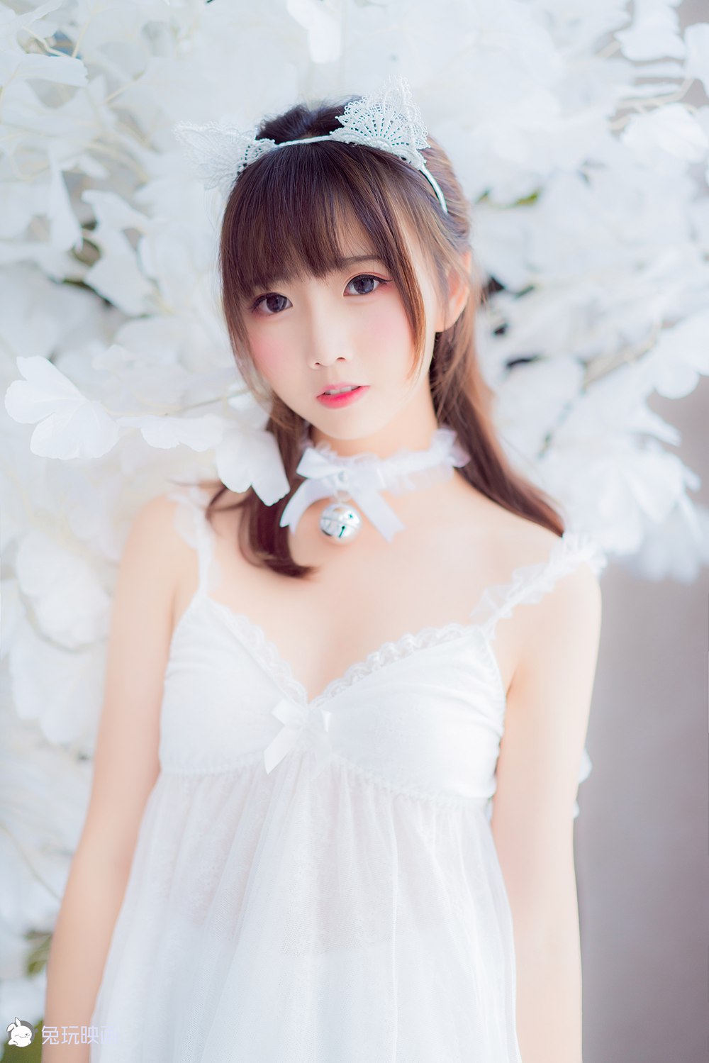 网荭Coser@面饼仙儿 吊带睡衣 在现浏览第10张