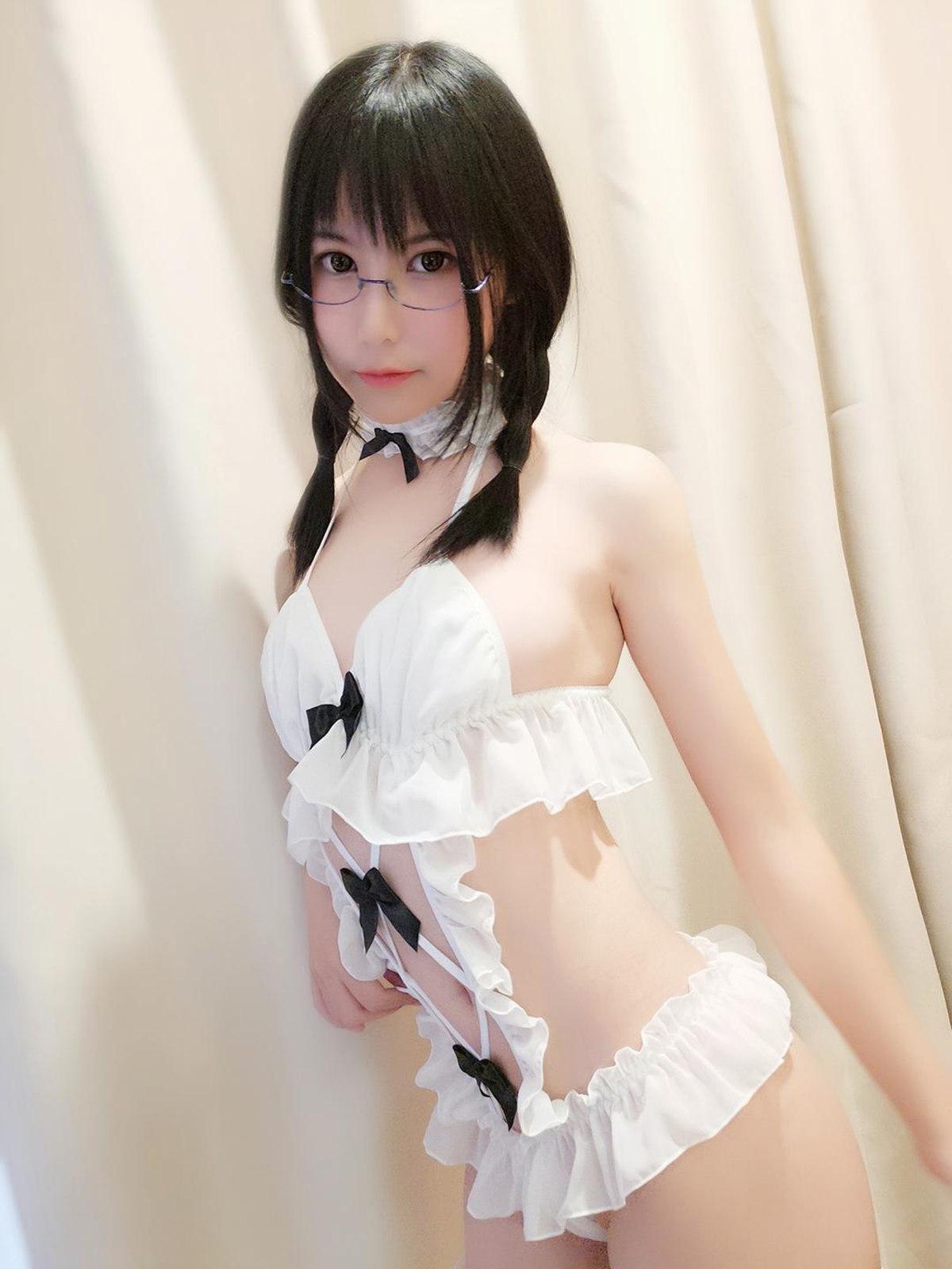 逐月su – 白色 [18P]第1张
