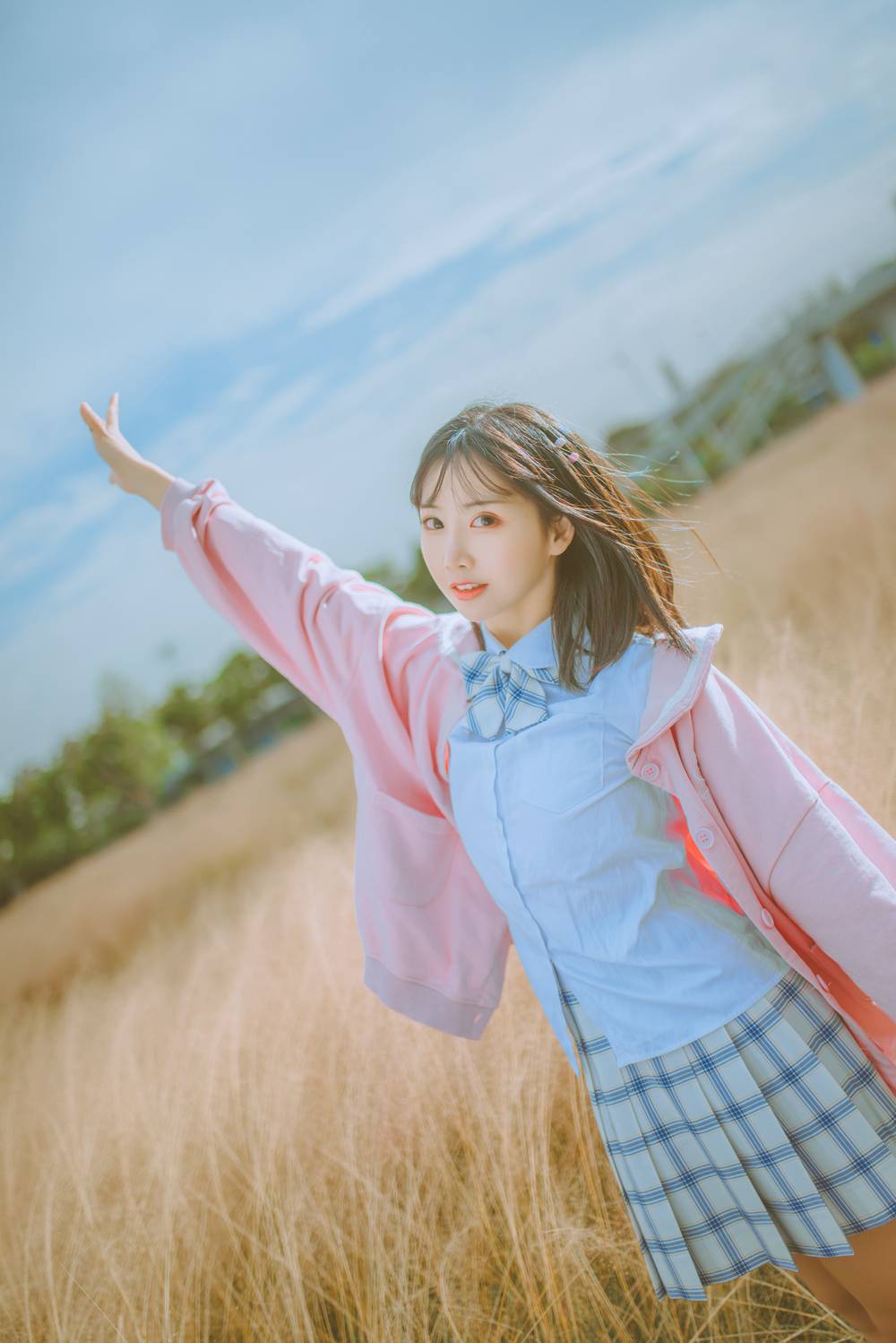 网荭Coser@面饼仙儿 粉黛草JK 在现浏览第4张