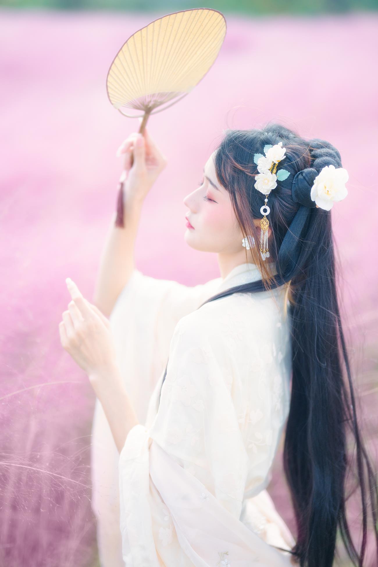 人气Coser@兔子Zzz不吃胡萝卜 粉草回忆[21P]第1张