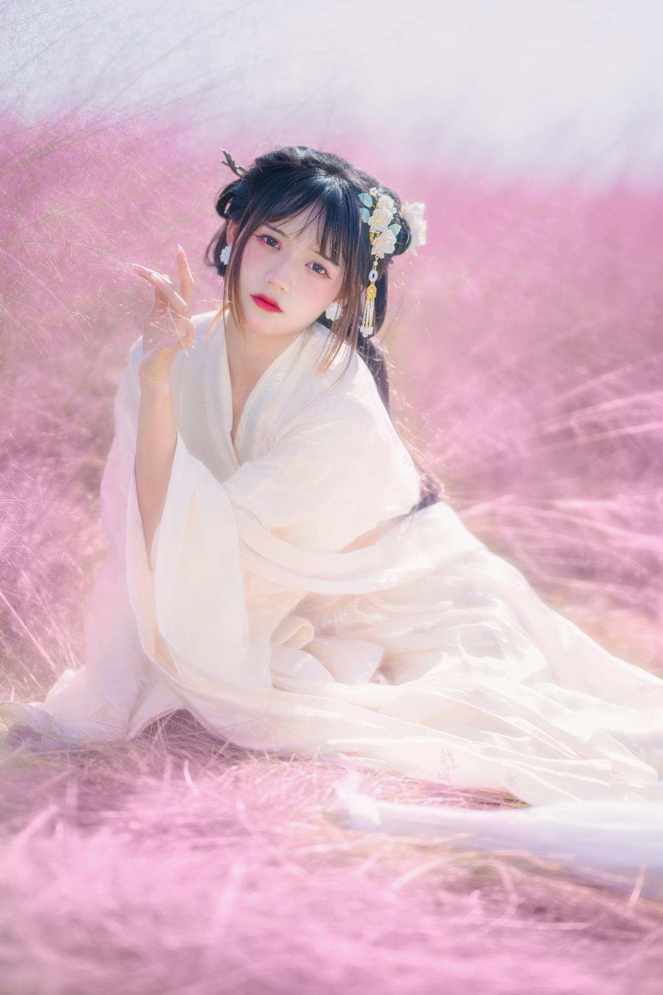 人气Coser@兔子Zzz不吃胡萝卜 粉草回忆[21P]第1张