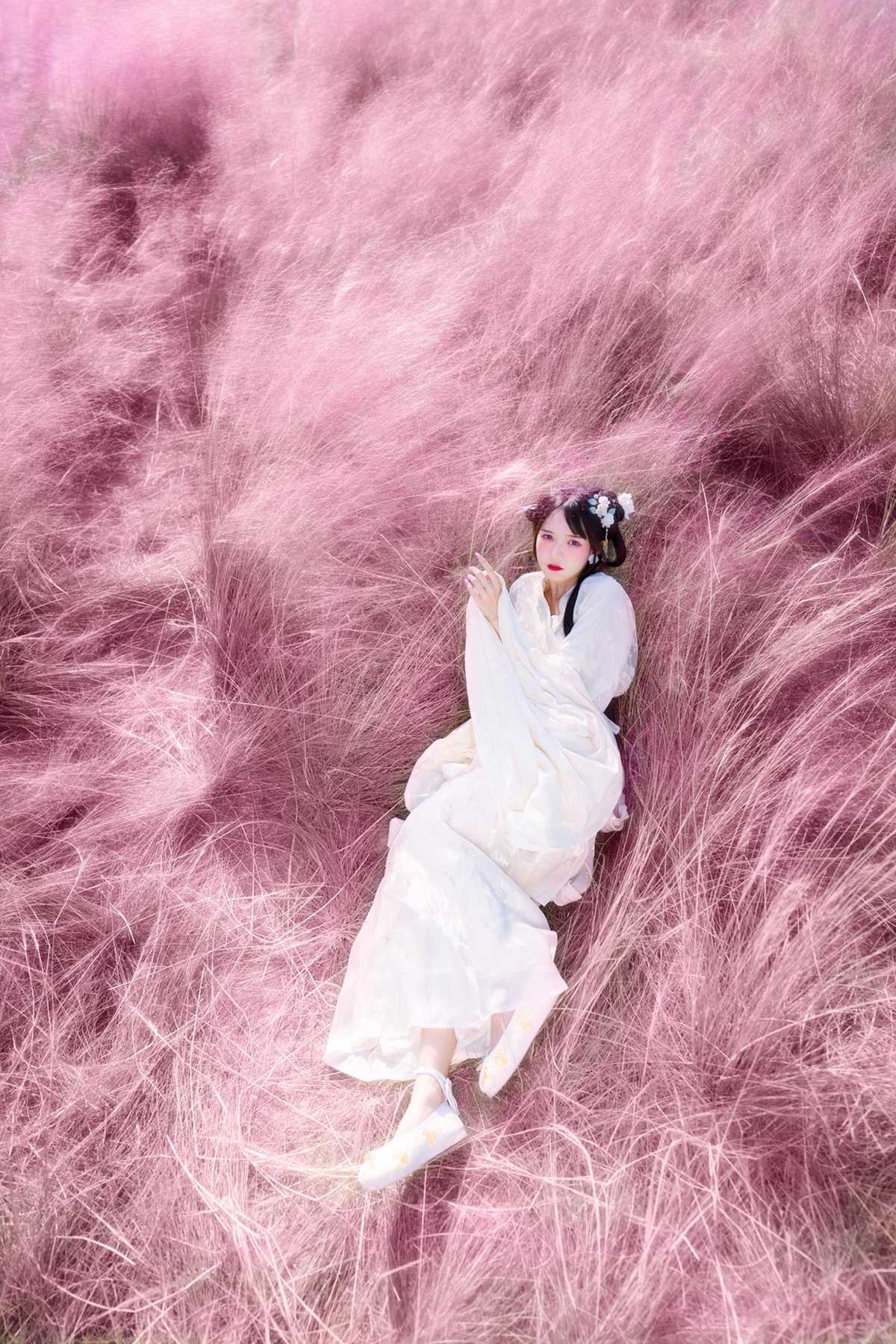 人气Coser@兔子Zzz不吃胡萝卜 粉草回忆[21P]第3张