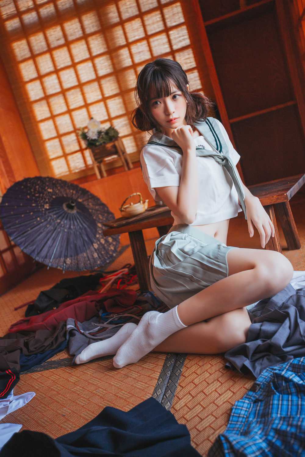 网荭Coser@疯猫ss 日式JK 在现浏览第2张